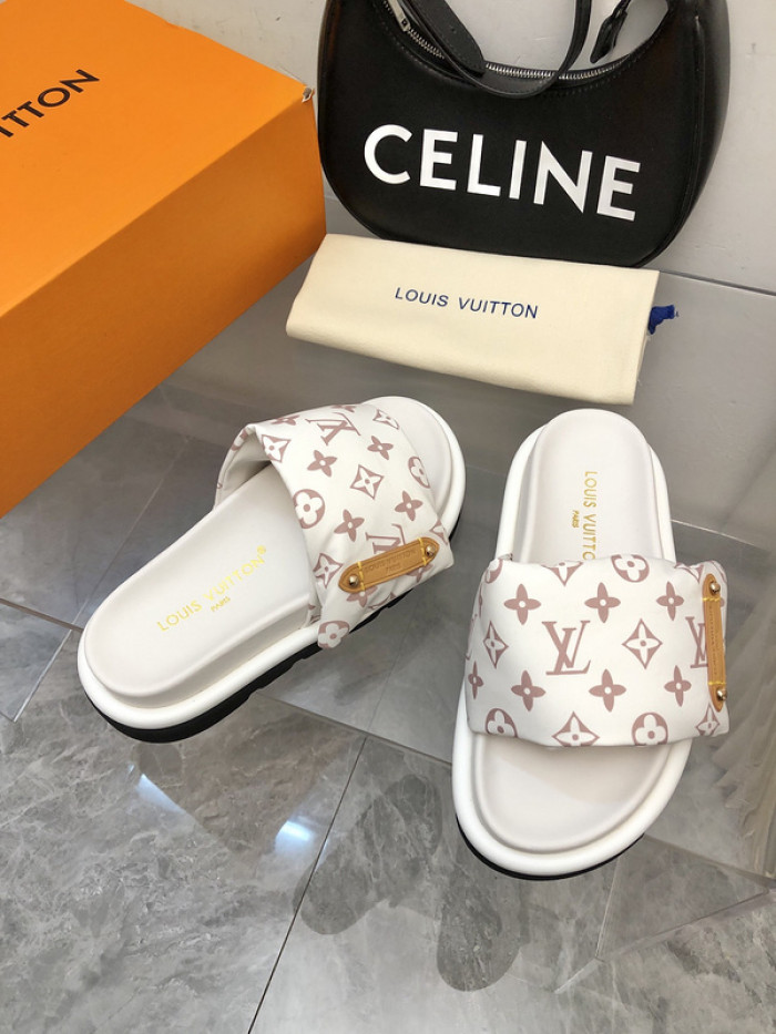 lovt sandal