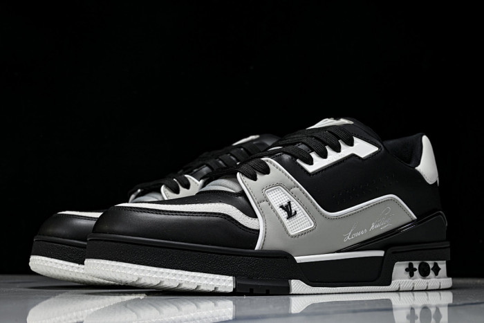 LOVT SNEAKER lv-585