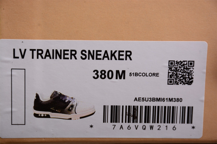 lovt sneaker