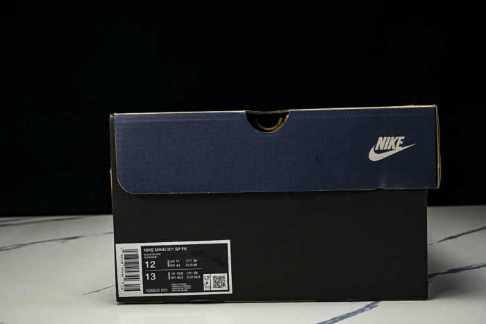 Nike Mind 001 Mule IQ8502-001 (RUN SMALL,PLS 1 SIZE UP)