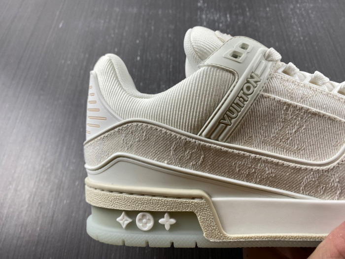 lovt sneaker