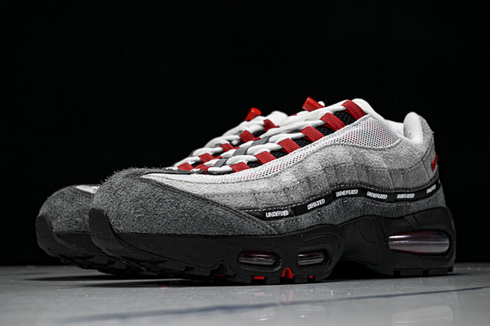 Undefeated x Nike Air Max 95 