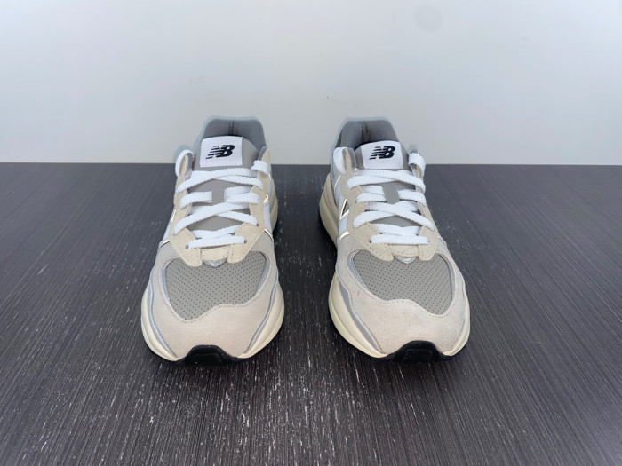 new balance 57/40 grey day m5740ta