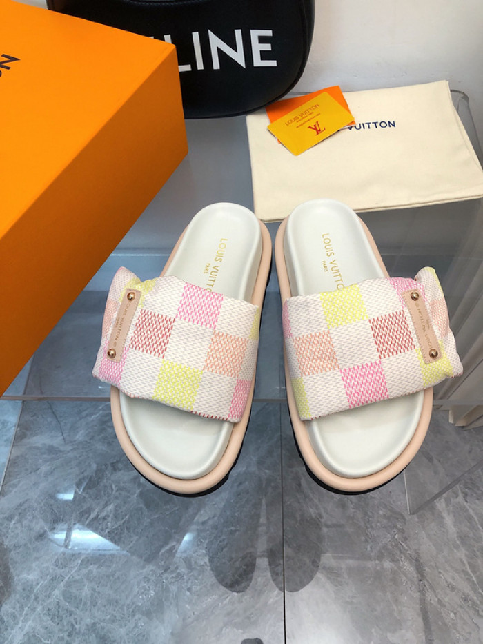 lovt sandal