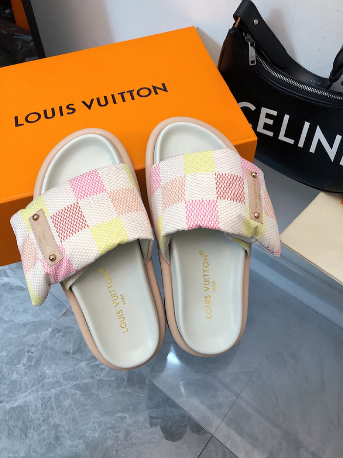 lovt sandal