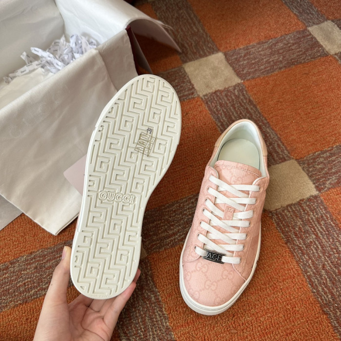 GI ACE EMBROIDERED LOW-TOP SNEAKER 90653