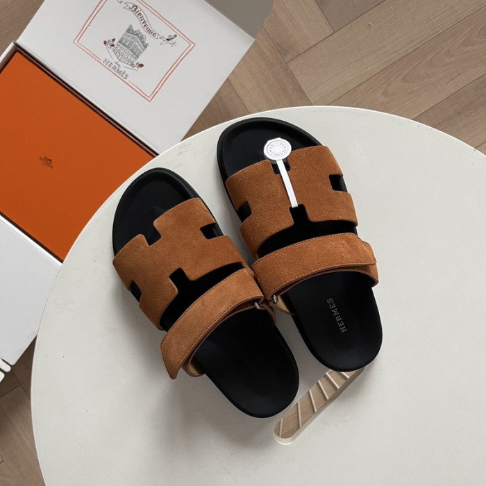 her slides 2405221