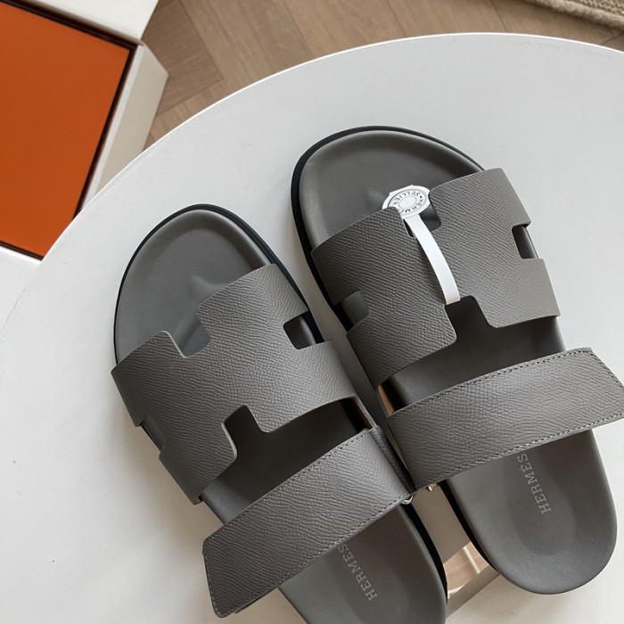 her slides 2405223