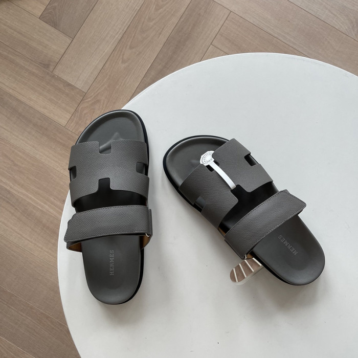 her slides 2405223