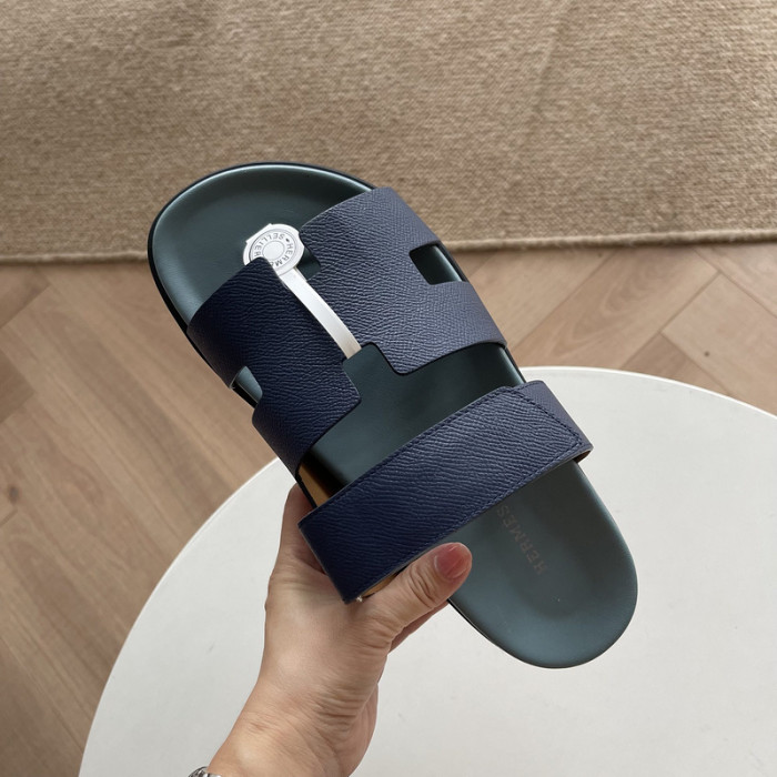 her slides 2405222