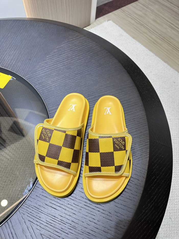 lovt sandal