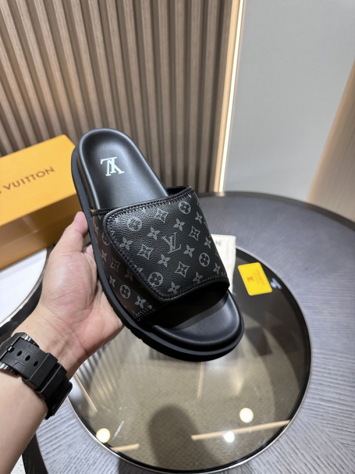 lovt sandal
