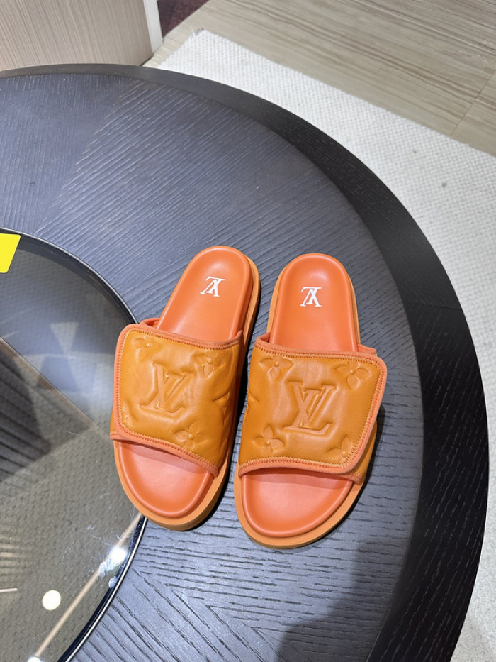 lovt sandal