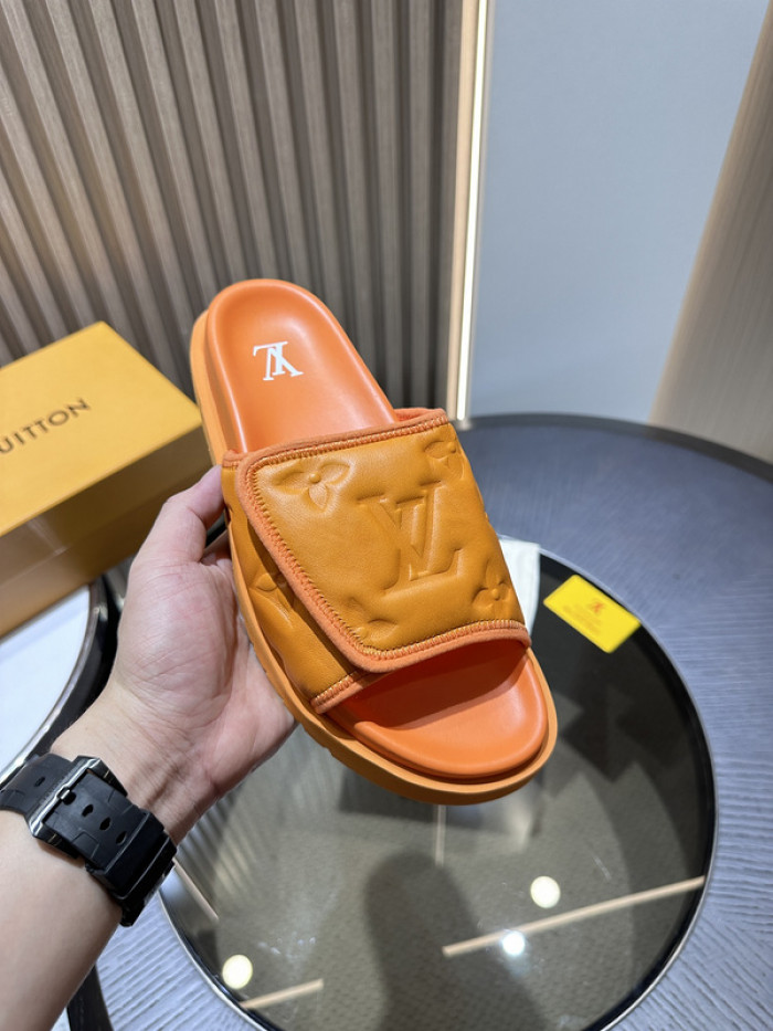 lovt sandal