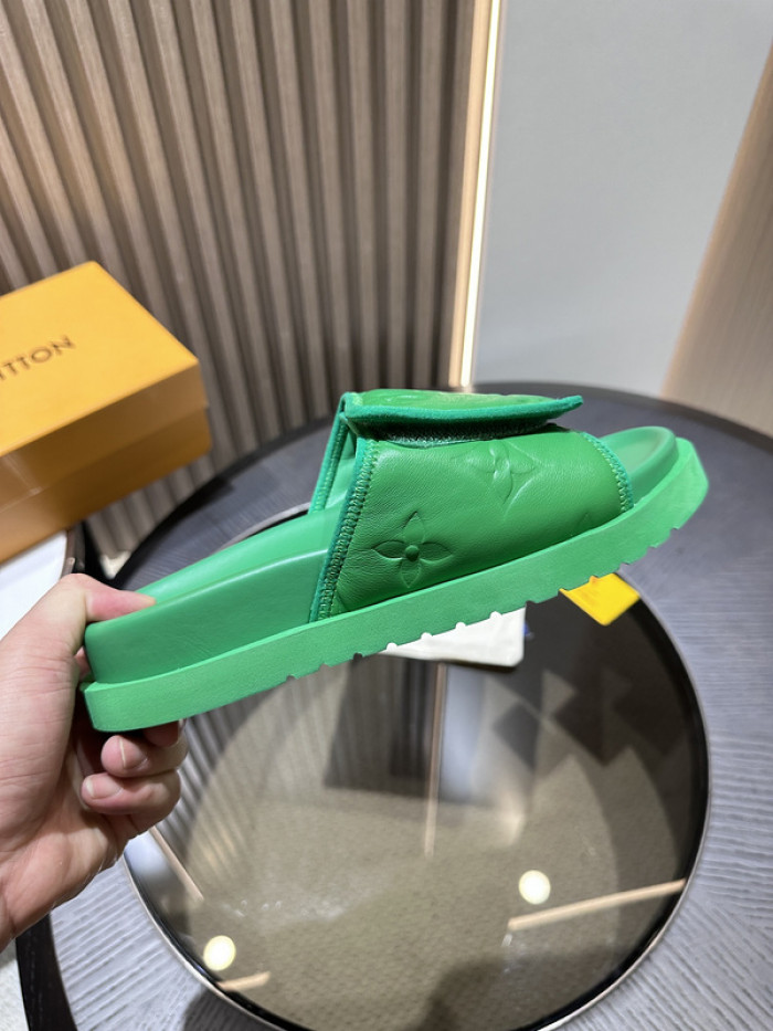 lovt sandal