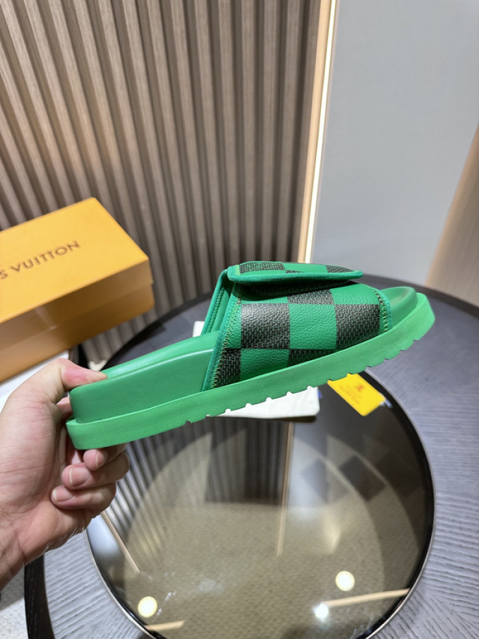lovt sandal