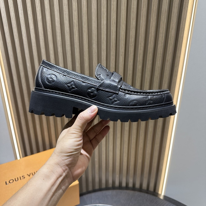 LOVT SNEAKER lv-600