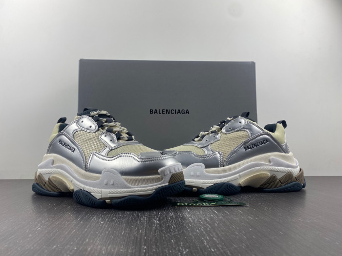 bl triple s trainers sneakers bts-16
