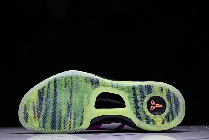 Nike Kobe 8 Protro Mambacurial IO6253-500