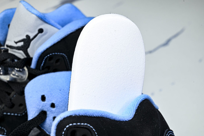 Air Jordan 5 Retro 2026 
