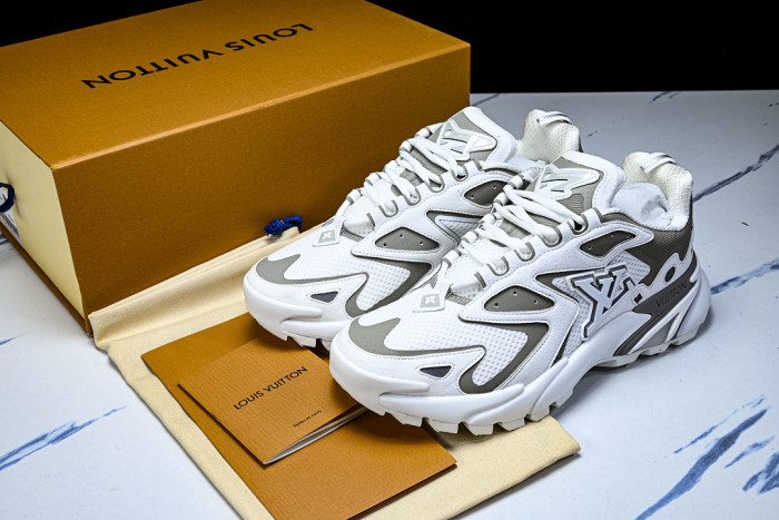 LOVT SNEAKER LV-317