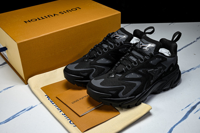 LOVT SNEAKER LV-656