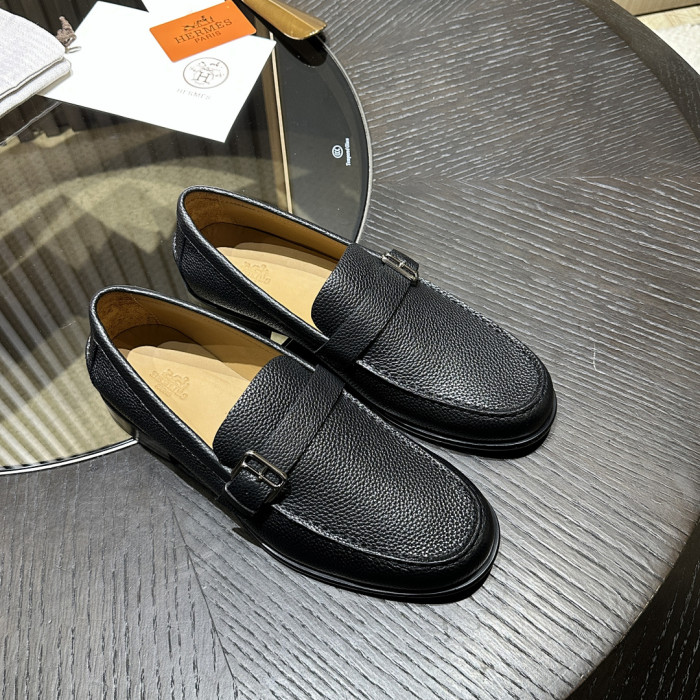 HER SHOES HM-23
