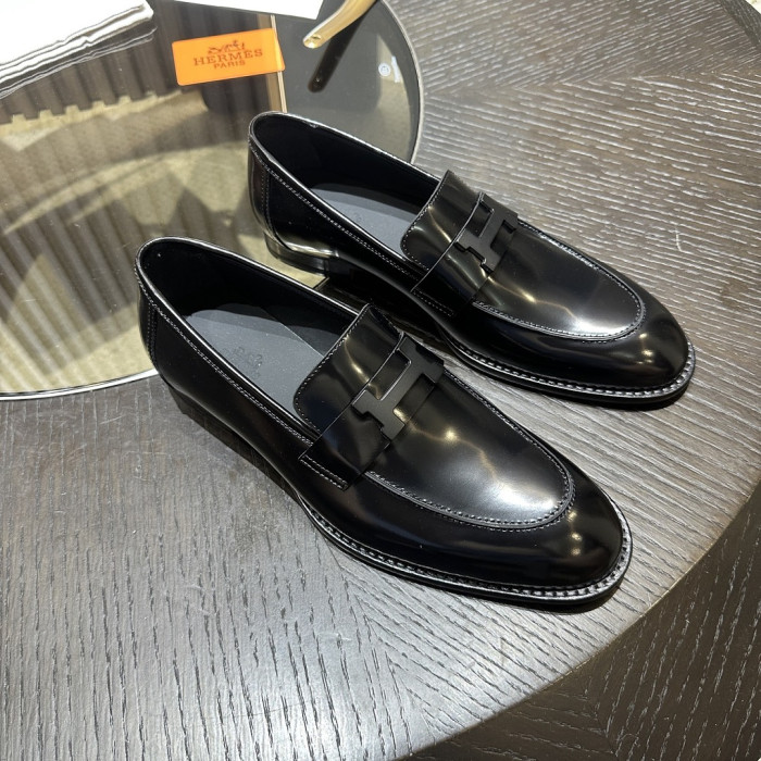 HER SHOES HM-28