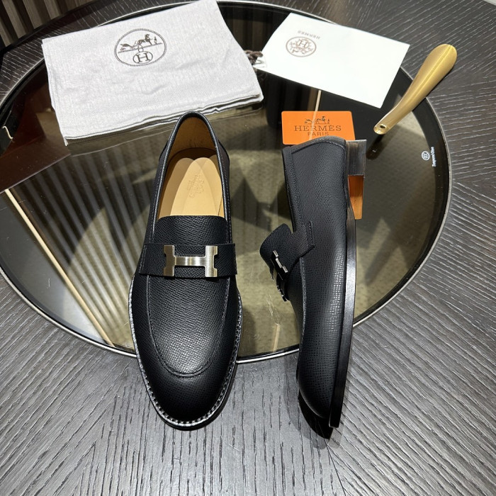 HER SHOES HM-30