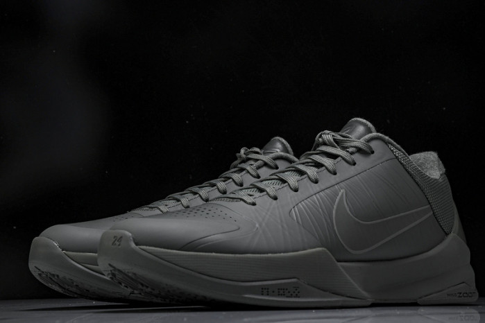 nike kobe 5 black mamba collection fade to black 869454-006