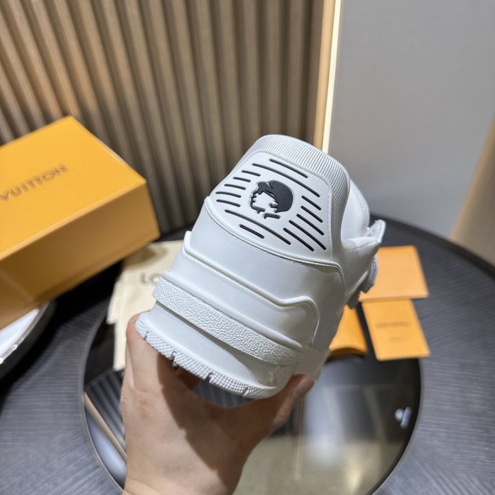 LOVT SNEAKER lv-397