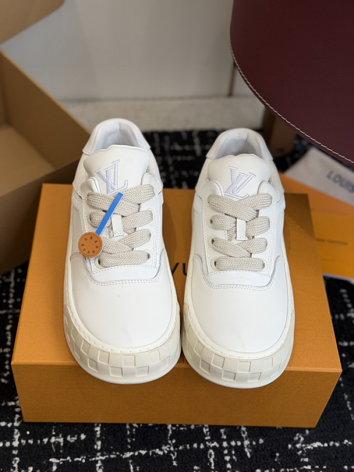 LOVT SNEAKER LV-639