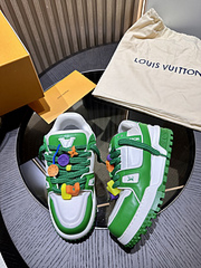 lovt sneaker