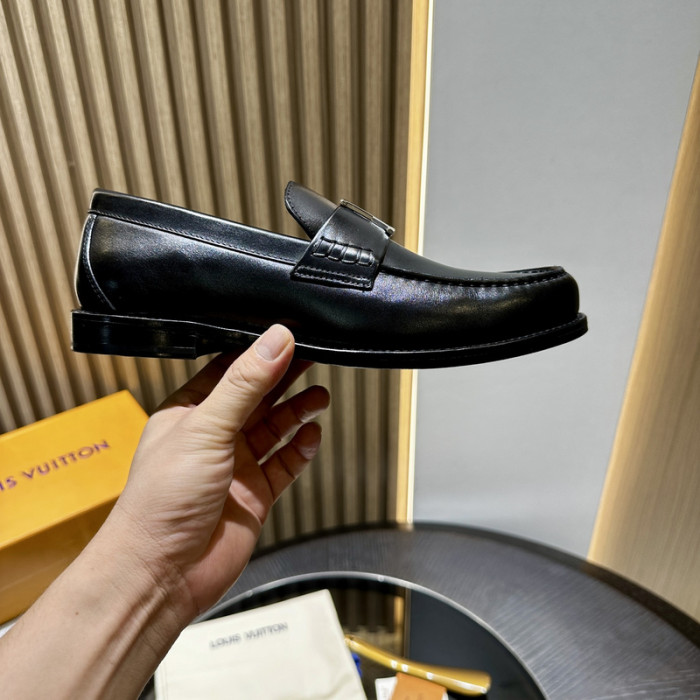 LOVT SNEAKER lv-355
