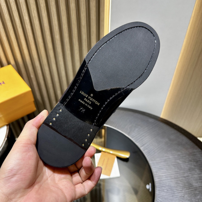 LOVT SNEAKER lv-356