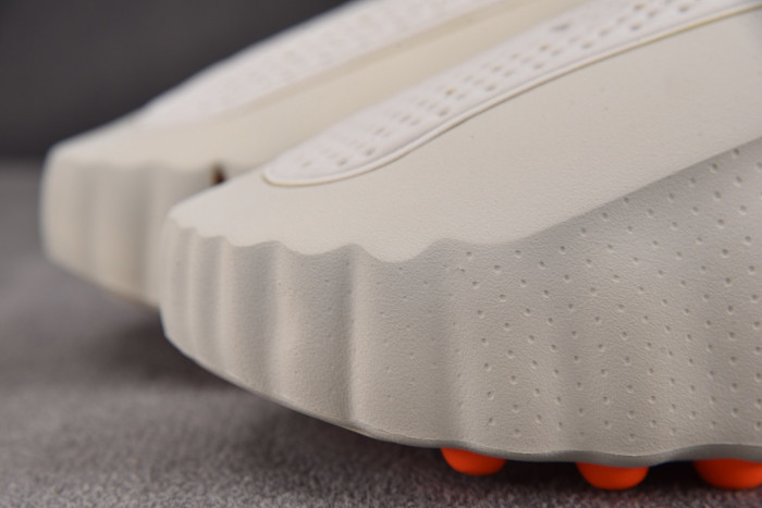 Nike Mind 001 