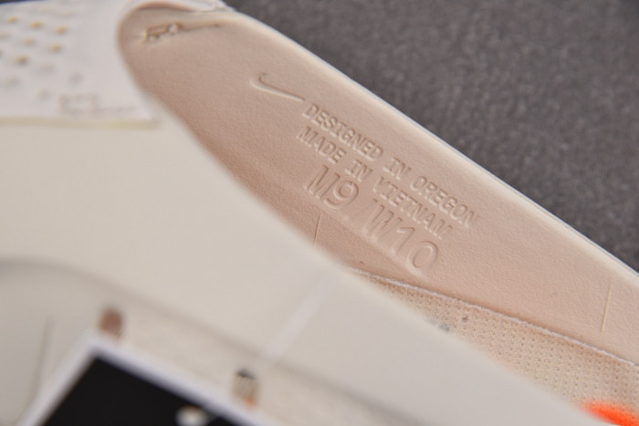 Nike Mind 001 