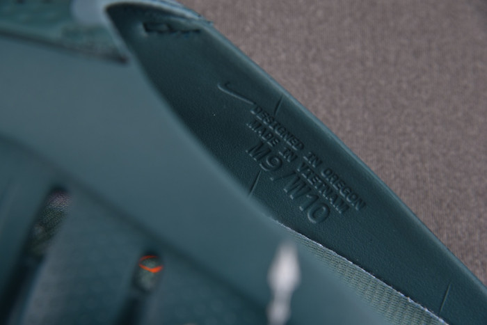 Nike Mind 001 Slide Mineral Slate HQ4307-300 (RUN SMALL,PLS 1 SIZE UP)