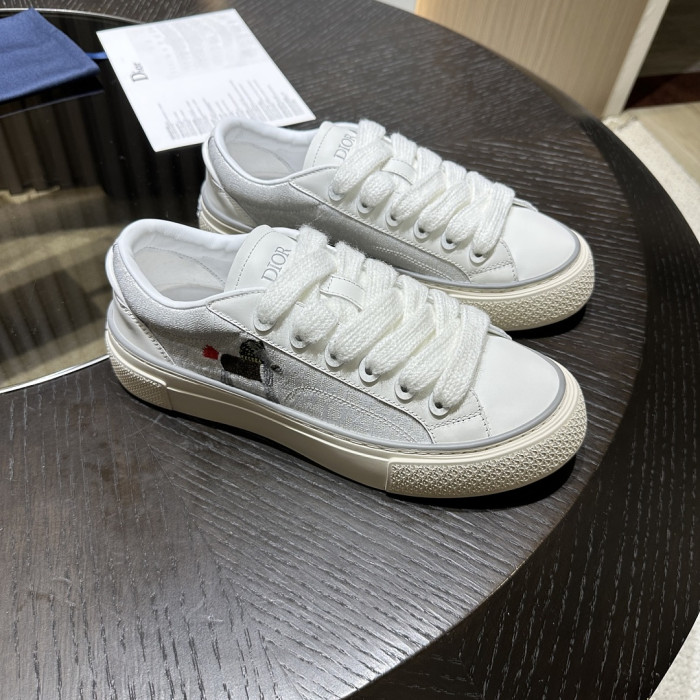 DR B33 LOW-TOP SNEAKERS DR-218