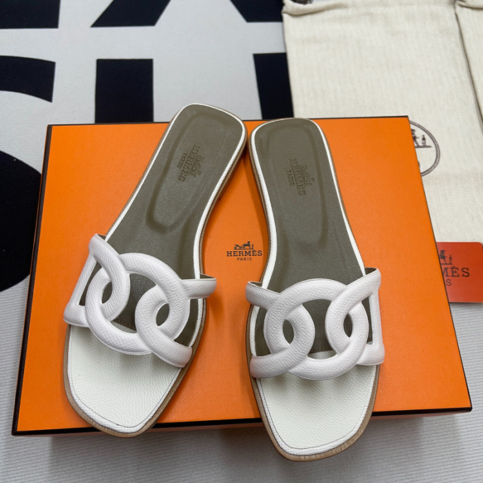 her slides 2306096