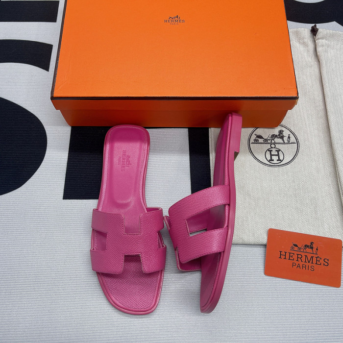 her slides 23060910