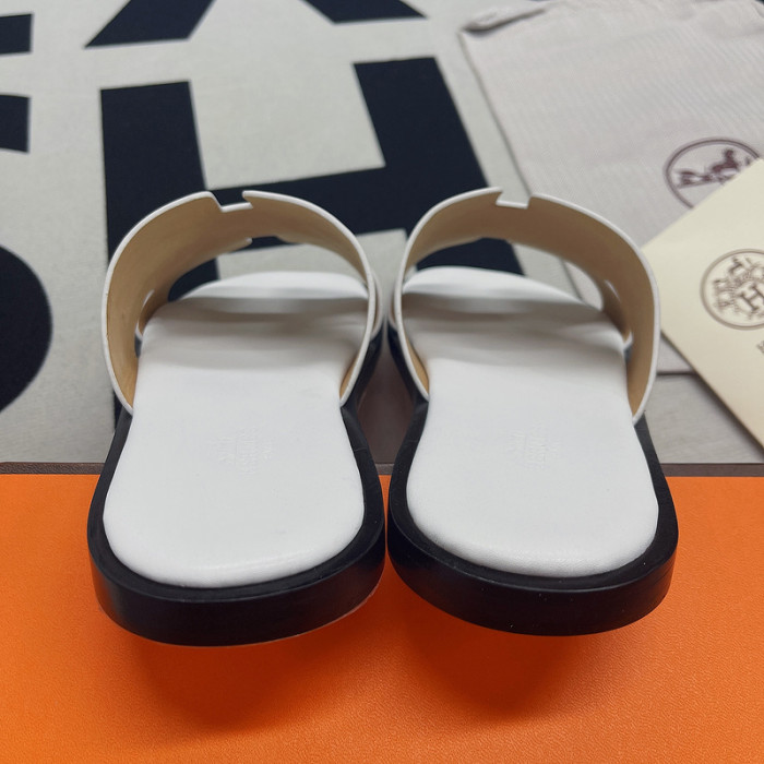 her slides 23060917