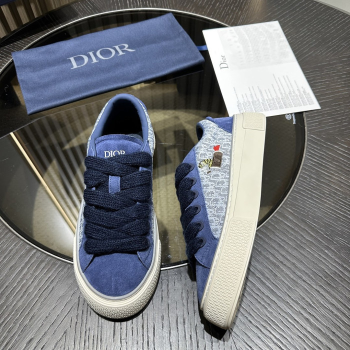 DR B33 LOW-TOP SNEAKERS DR-220
