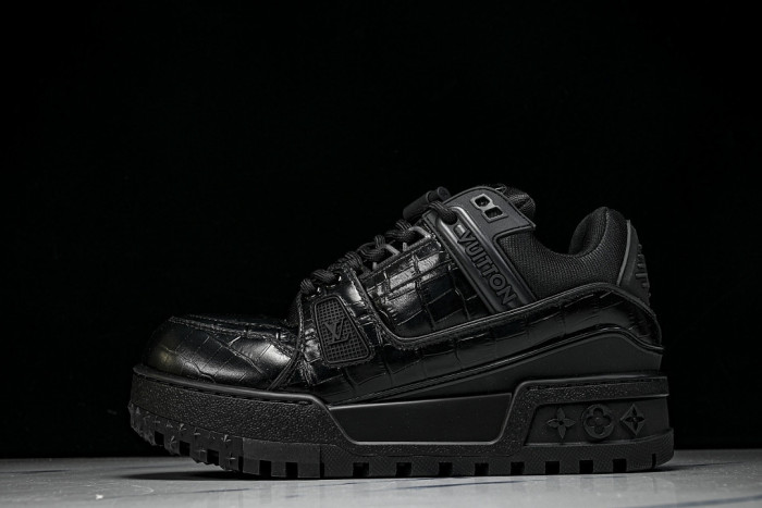 LOVT SNEAKER lv-695