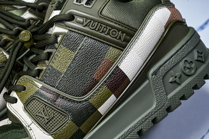 LOVT SNEAKER lv-696