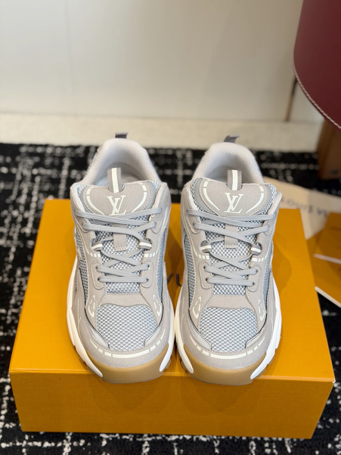 LOVT SNEAKER LV-703