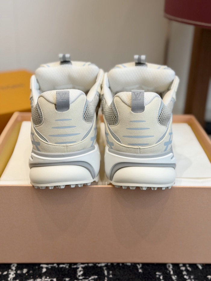 LOVT SNEAKER LV-704