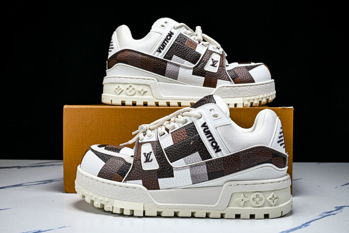 LOVT SNEAKER lv-692