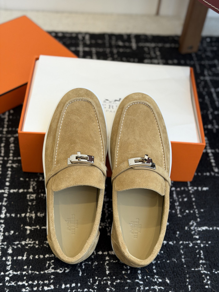 HER SHOES HM-55