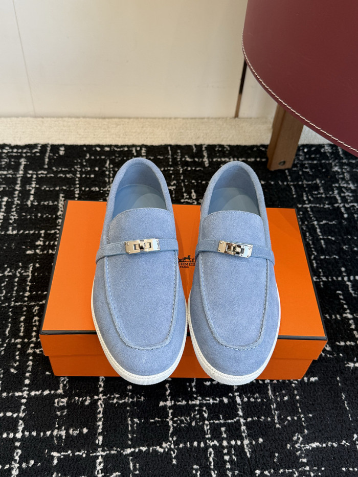 HER SHOES HM-56